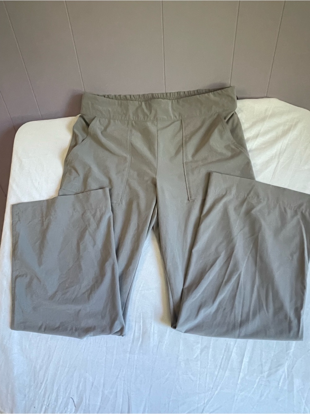 Athleta womans Wide-Leg Chinos - Taupe/ grey